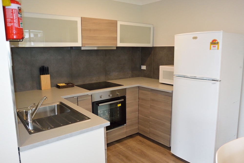 Dungowan Waterfront Apartments