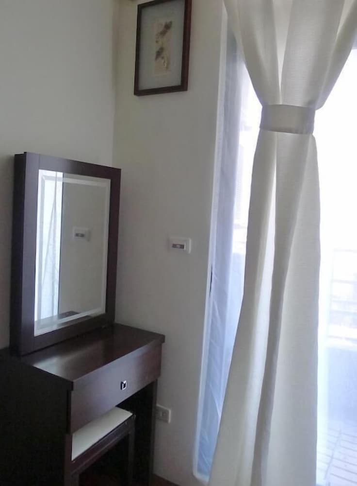 Amicasa Guesthouse
