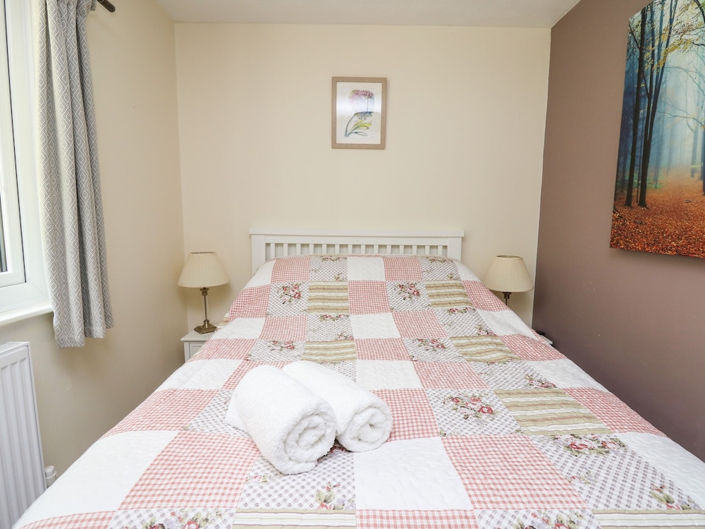 Honeysuckle Cottage