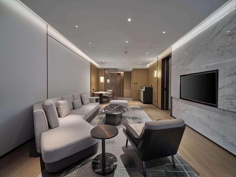 Hilton Jiashan