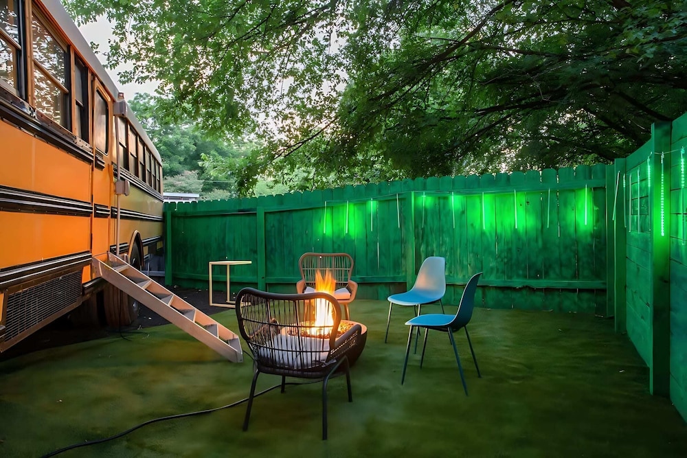 Downtown Austin Oasis Pool & Hot Tub
