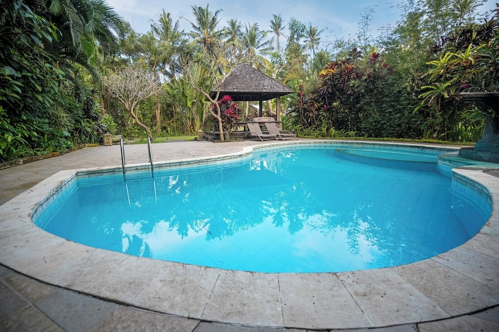 Villa Cemadik