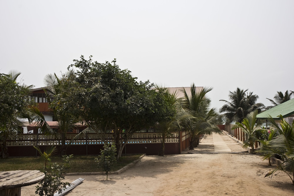 Cliff Haven Beach Resort