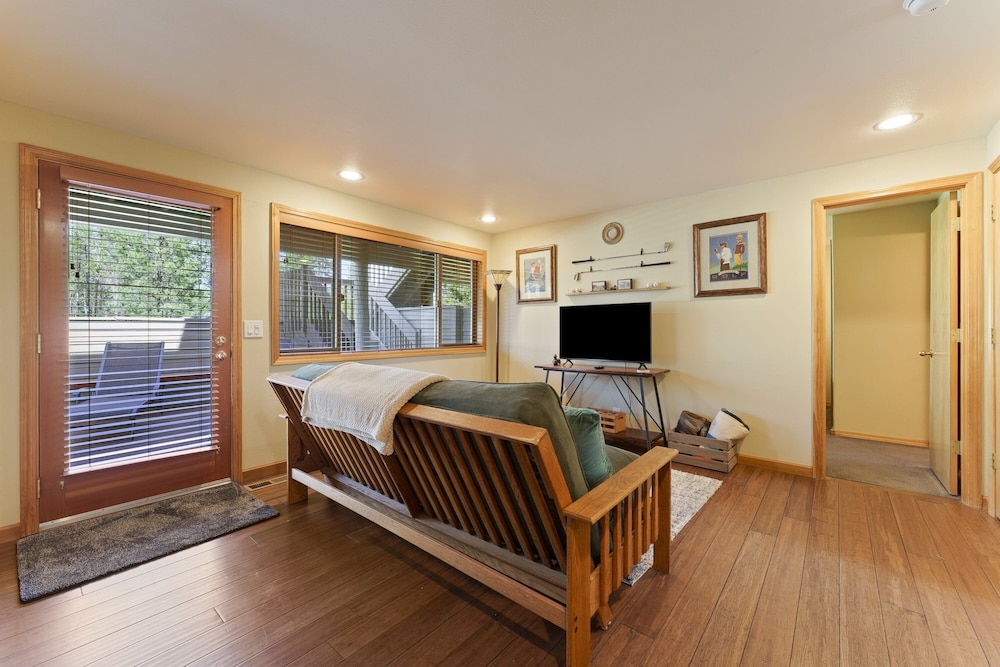 7 Vine Maple 4 Bedroom Home