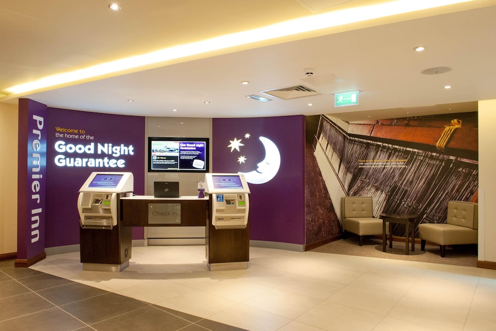 Premier Inn Trowbridge, photo 17