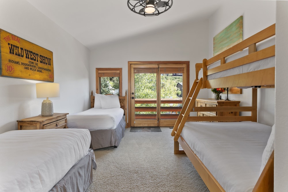 Solamere Drive Home at Deer Valley Resort - 6 Bedroom Home with Hot Tub #3220 6 Home