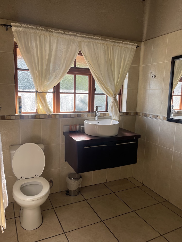 Pan African Safari Lodge