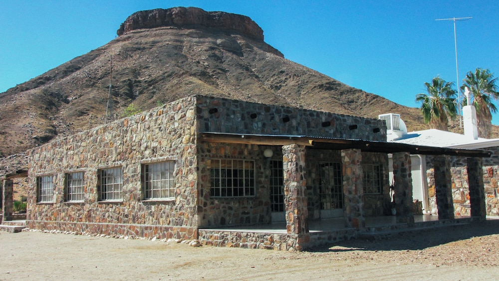 Mount Canyon Guest Farm