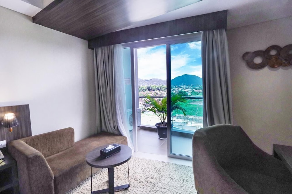 Labersa Hotel And Convention Center Toba Balige