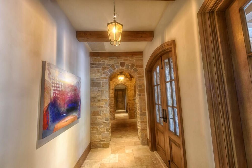 Lx1: Chateau D' Renaitre - Carmel-by-the-sea Luxury Villa: - Property Image 29