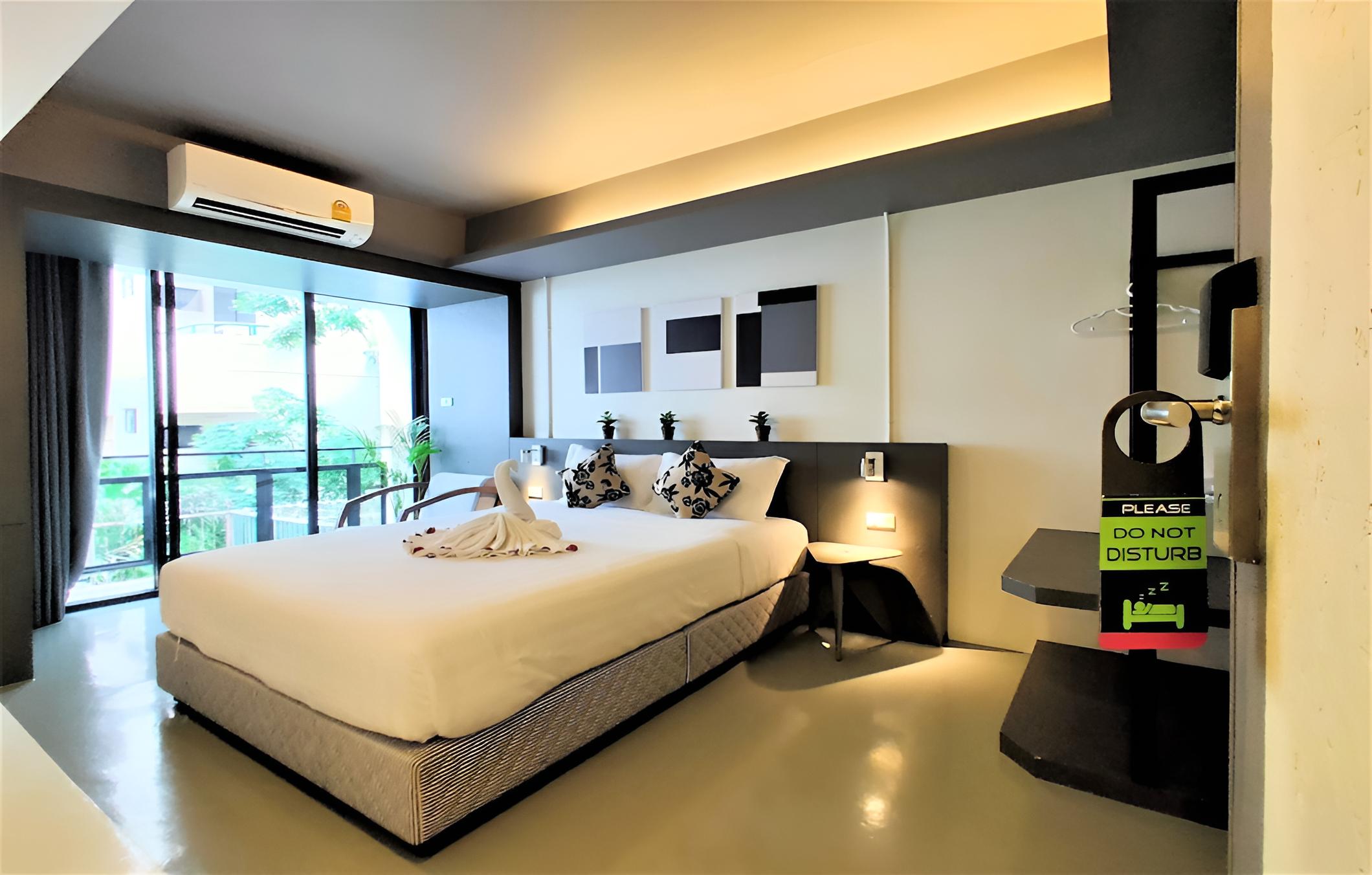 Silom Studios