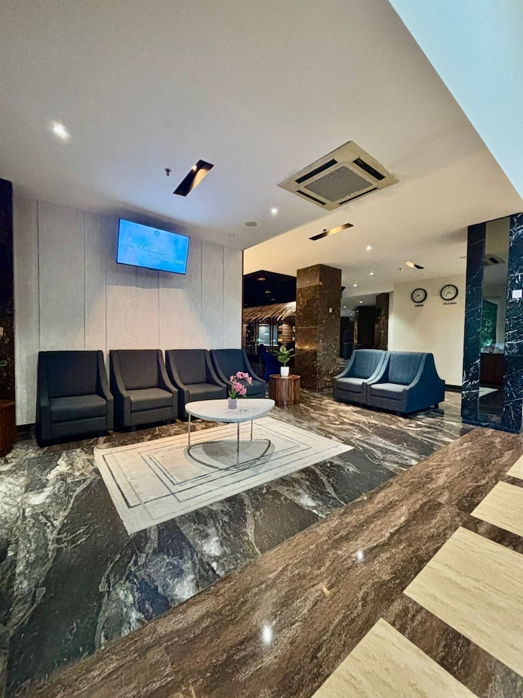 Hotel Brothers Solo Baru