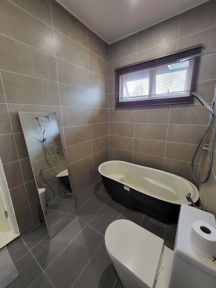 Luxury Tropical Bungalow in Damansara Golden Core