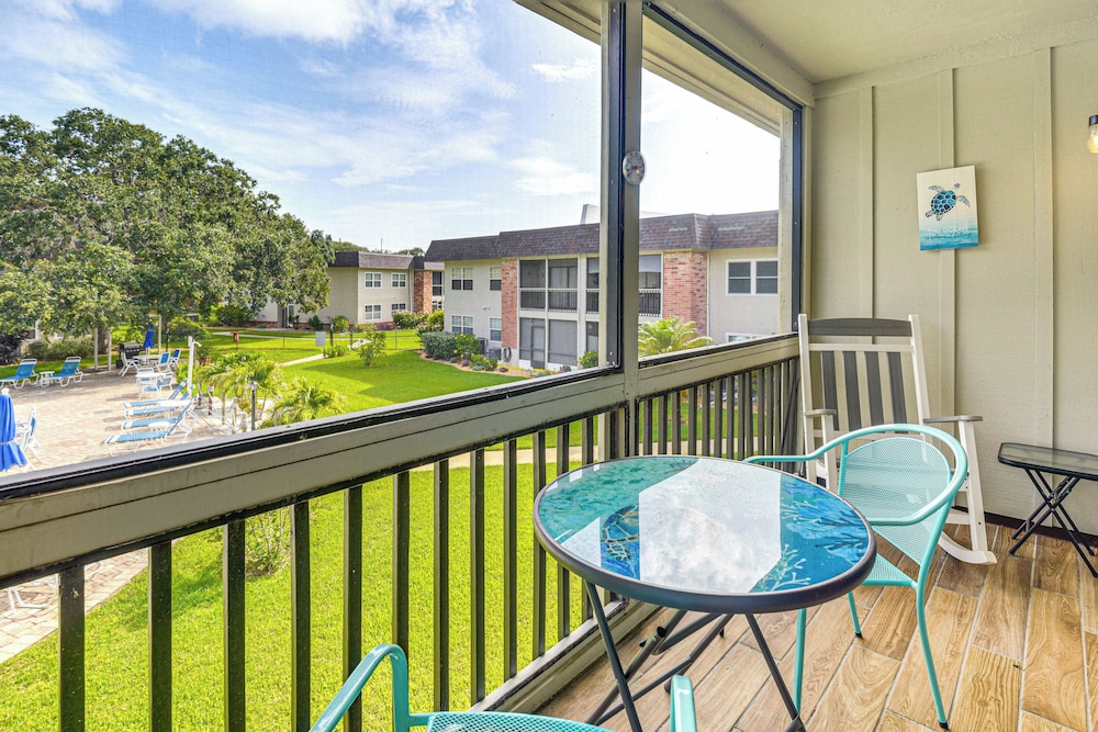 < 1/2 Mi to Coast: New Smyrna Beach Getaway