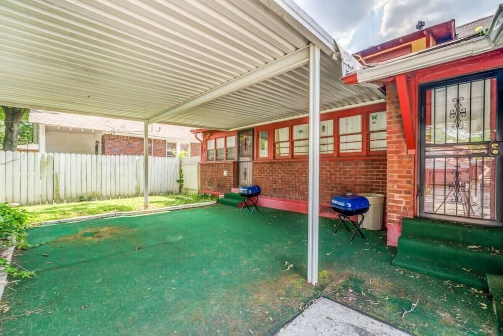Garland Haven Hideaway Both Units