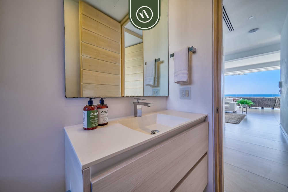 1BR Condo Near to Beach