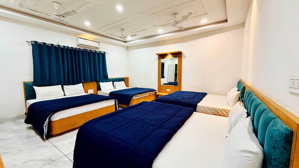 Hotel Raj Inn