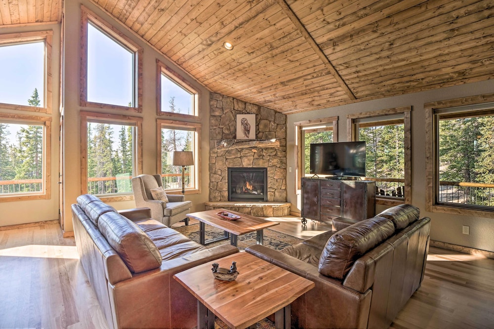 Fairplay Dream Escape: 27 Miles to Breckenridge!