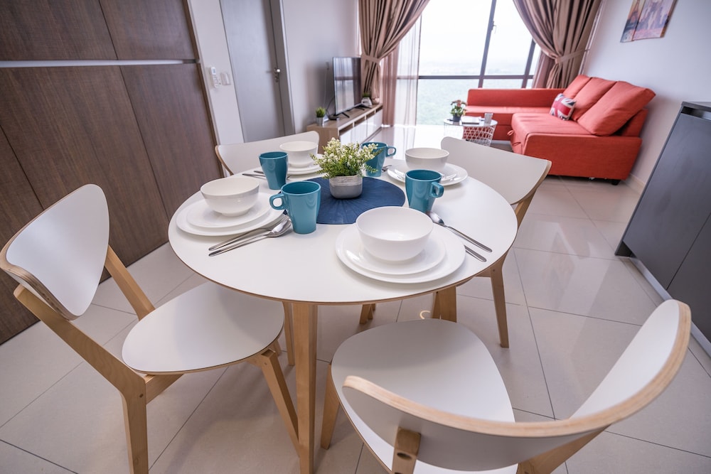 OYO Home 89720 Marvelous 1brGrand Medini photo 7