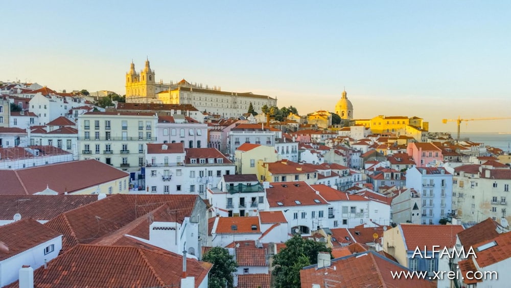 Modern Boutique Apartment in the Heart of Alfama