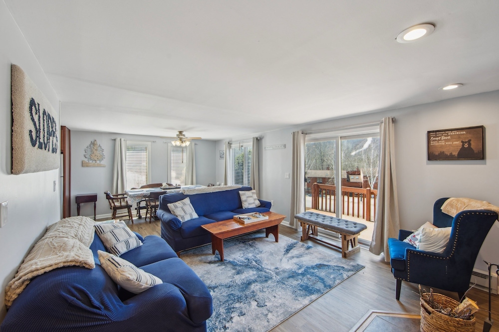 Hullabaloo 23E - Upgrade End Unit With Mountain Views 2 Bedroom Townhouse by The Summit at Gore Mountain