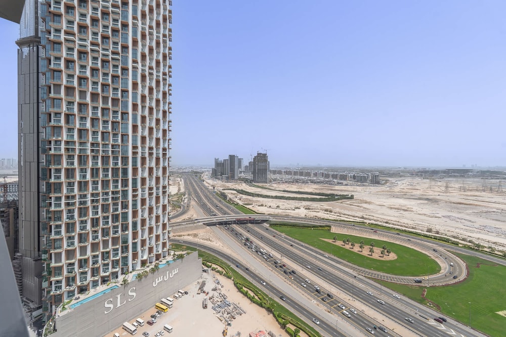 Fabulous and Spacious 2BR in Nobles Tower