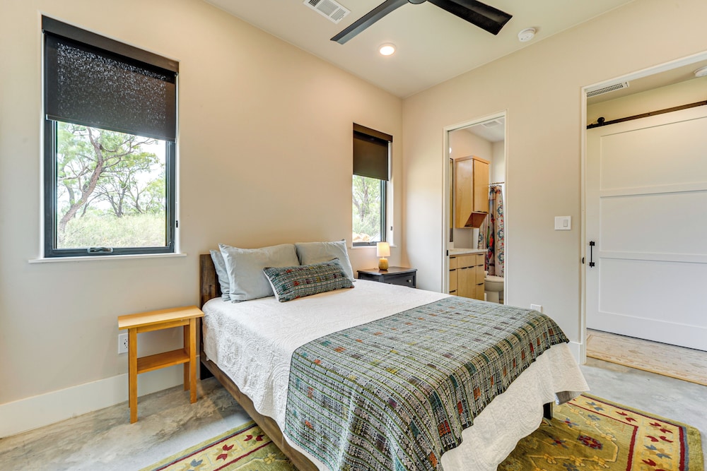 20-acre Property w/ Trail: Hill Country Hideaway!