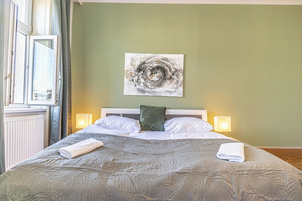 Comfy 2BR Apt Long Stay Matzleinsdorfer