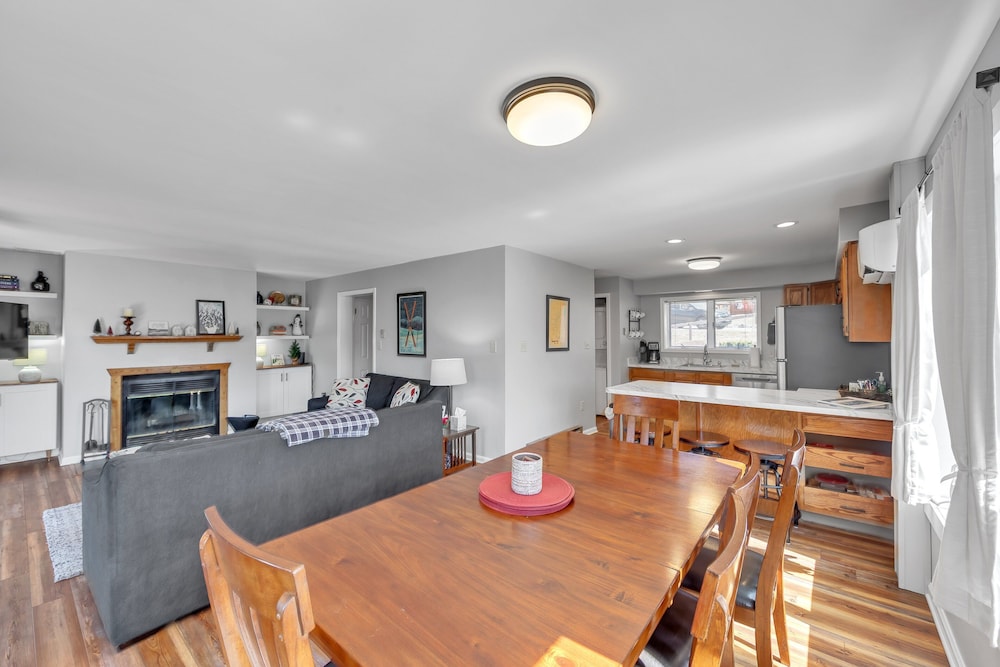 Upper Sleighride 25l - Wrap-around Deck End Unit 3 Bedroom Townhouse by The Summit at Gore Mountain