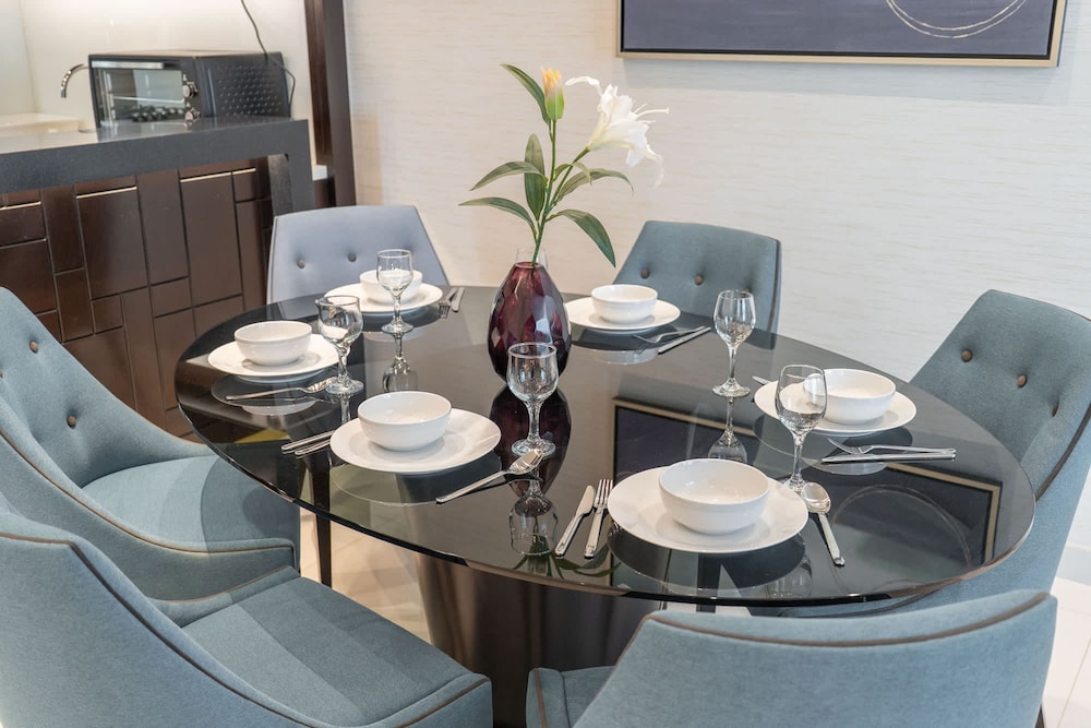 Spacious and Modern 3 Bedroom Perfect for Family
