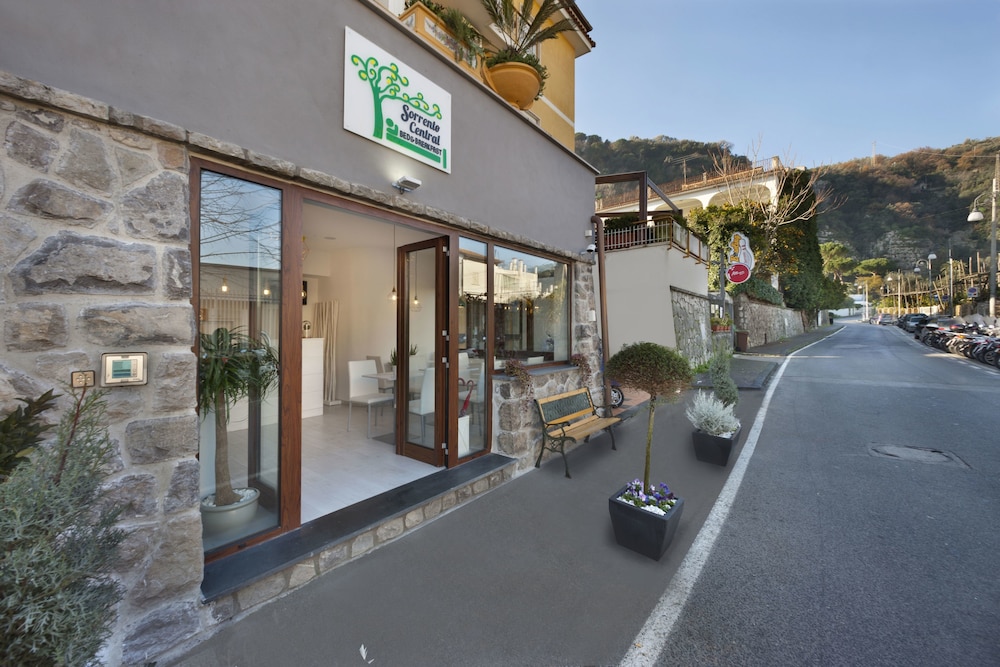 B&B Sorrento Central