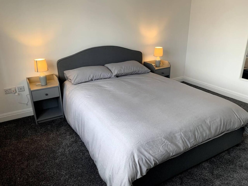 Remarkable New 2-bed Apartment in Preston view 5