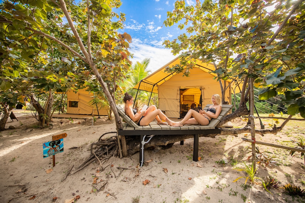 Barefoot Kuata Island Resort Fiji