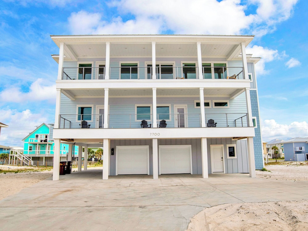 Navarre Dreams by Southern Vacation Rentals