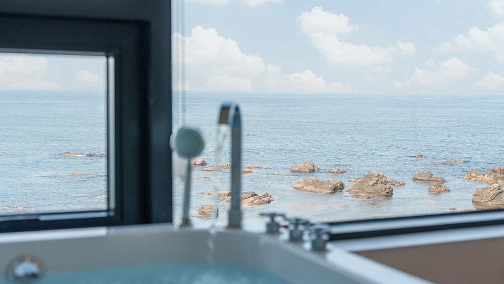 Donghae Neulbadarang Ocean View Pension