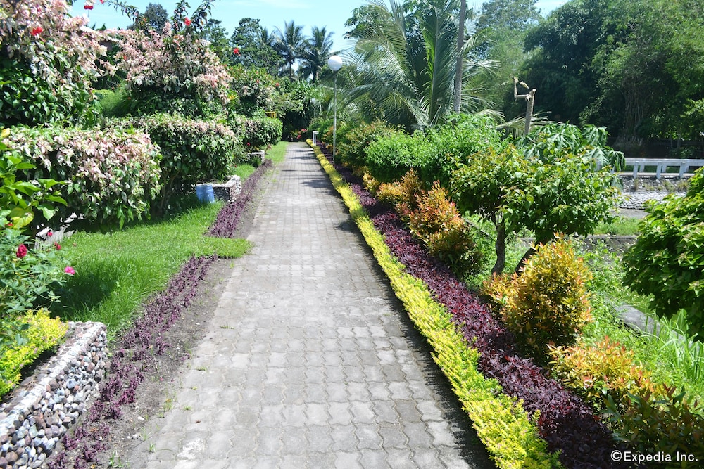 Dolores Farm Resort