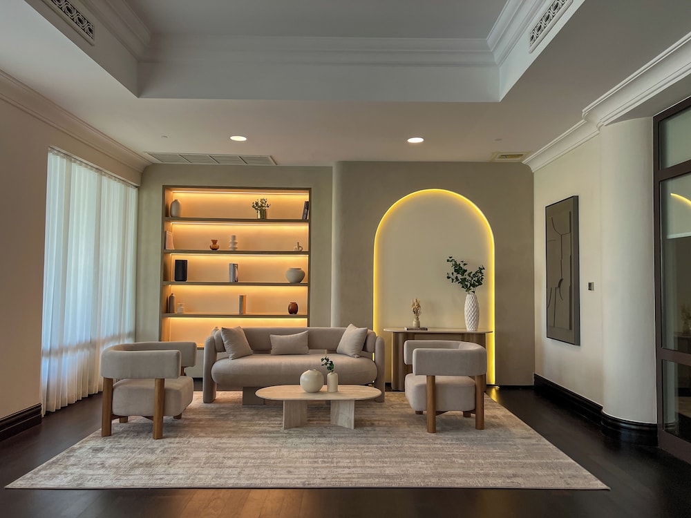 Durrani Homes - Luxe Living at Souk Al Bahar with Burj Khalifa and partial Fountain view