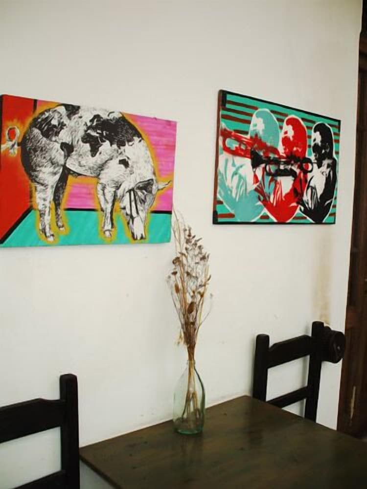 Llanura Hostel