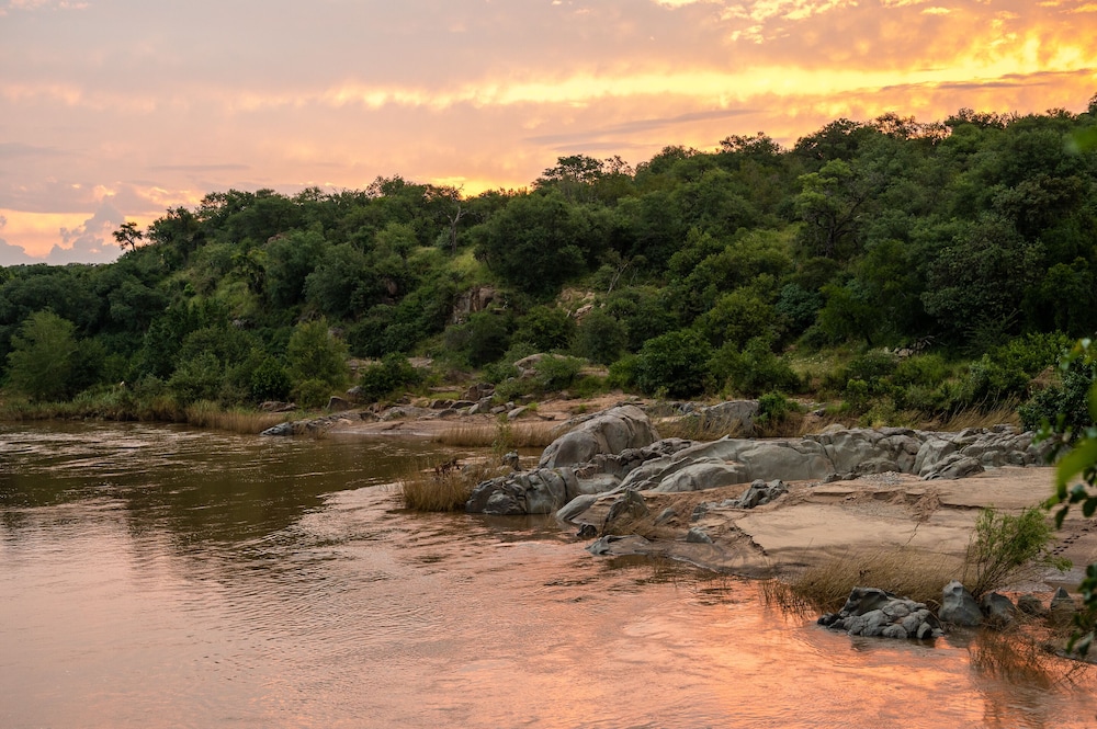 Bushriver Lodge