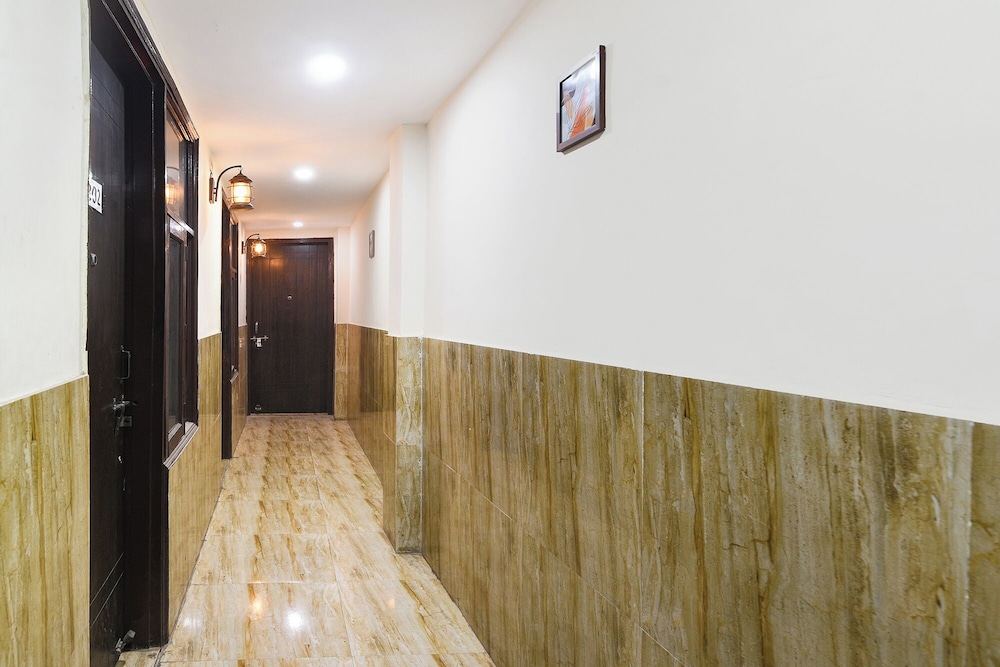 Fabhotel Stay Residency