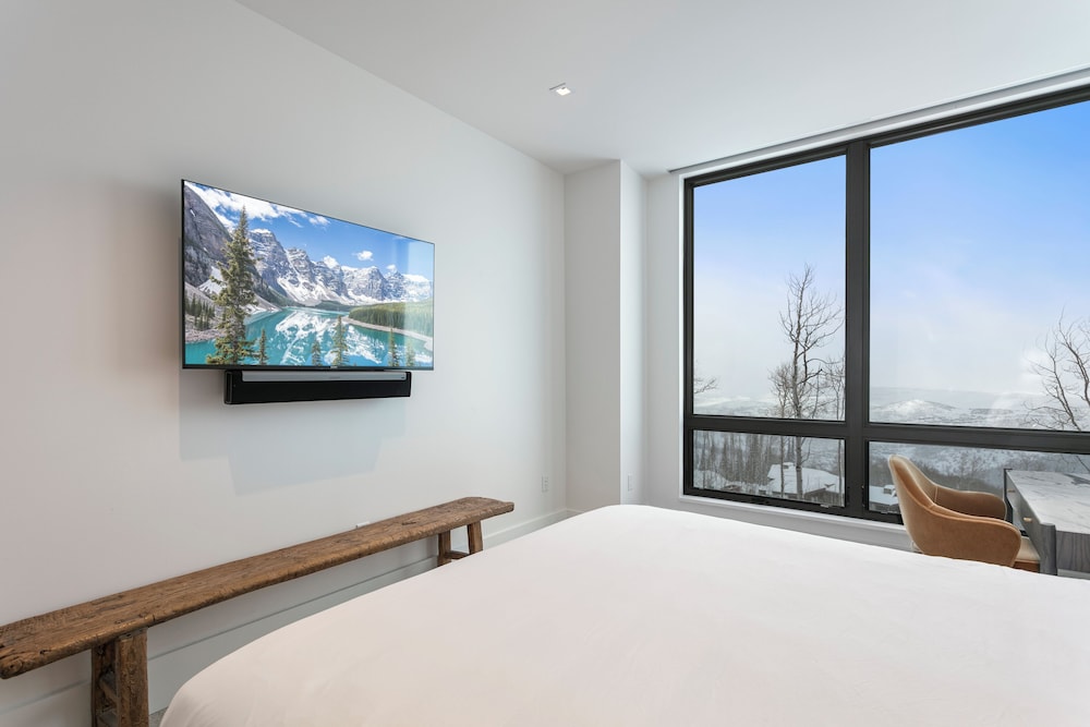 Argent at Deer Valley Resort - Three Bedroom Deluxe #405 3 Condo