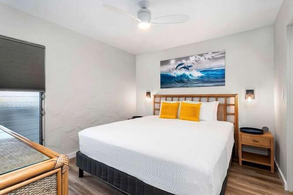 Ocean Views - No Stairs! - In Unit Washer/dryer - BBQ - Vrkcv