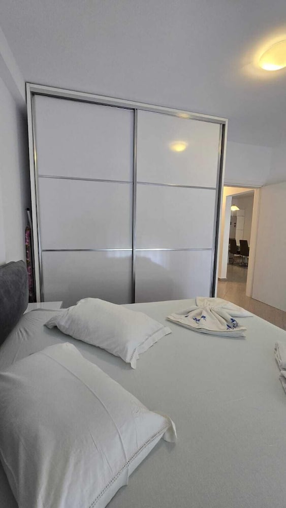 Tirent Apartment-Vlora Retreat