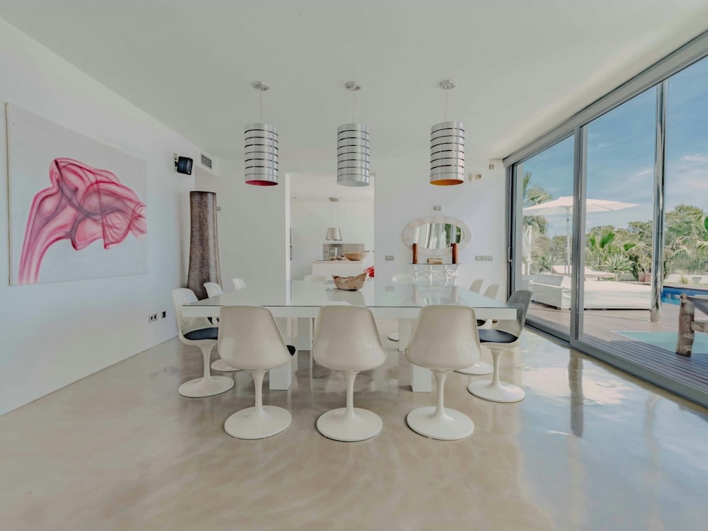 Holiday Home With Whirlpool Bathtub