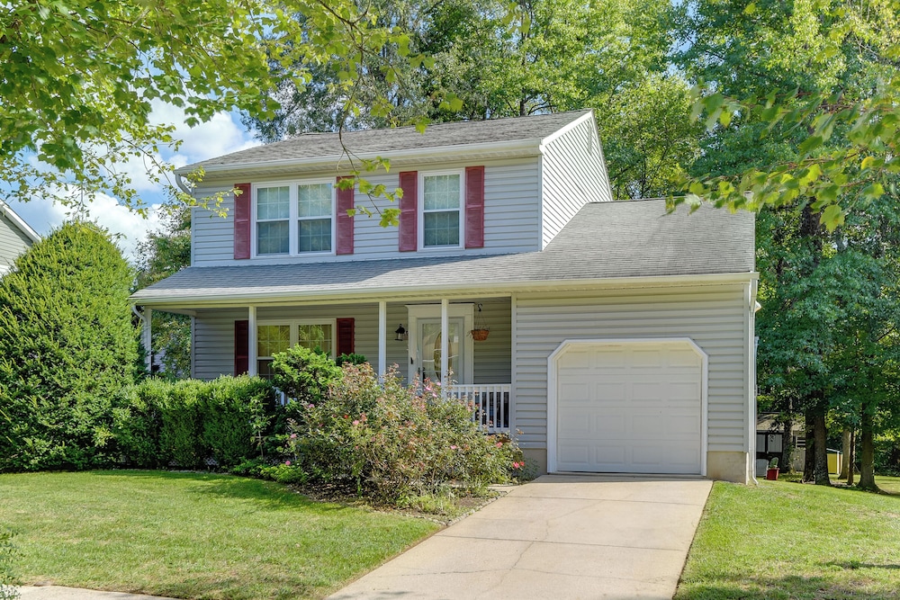 Room to Work & Relax! Laurel Home w/ Office, Yard