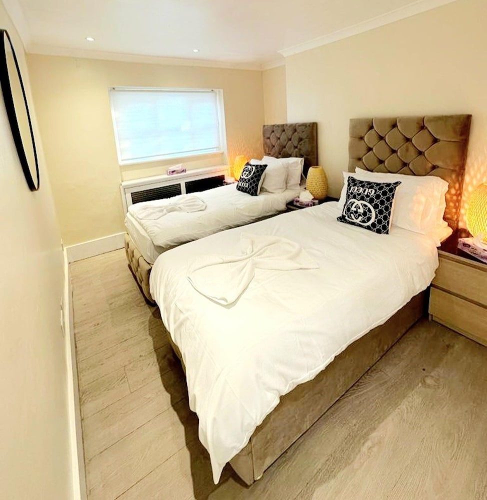 Charming London Apartment Near Harrods