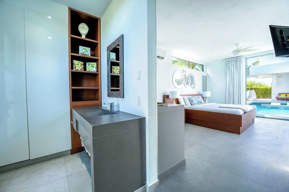 Seaside Family Vacation Villa, Hotel Amenities v2