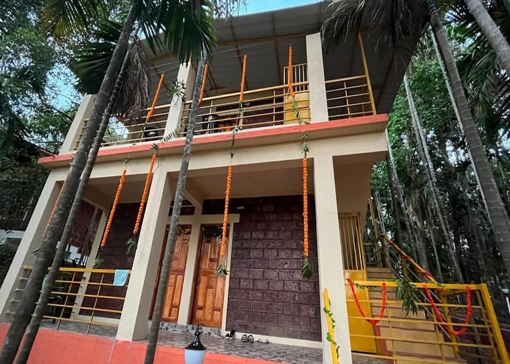 Green Breeze Resort