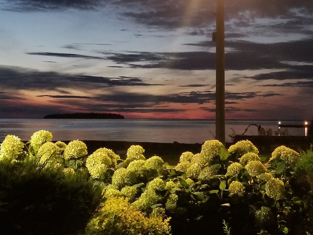 Edgewater Resort