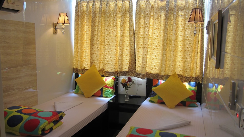 Ashoka Hostel - Image 5